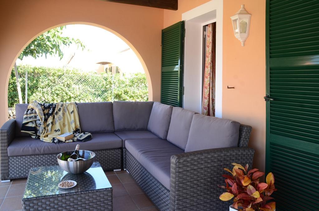 Villas Las Golondrinas Cala en Bosch Εξωτερικό φωτογραφία