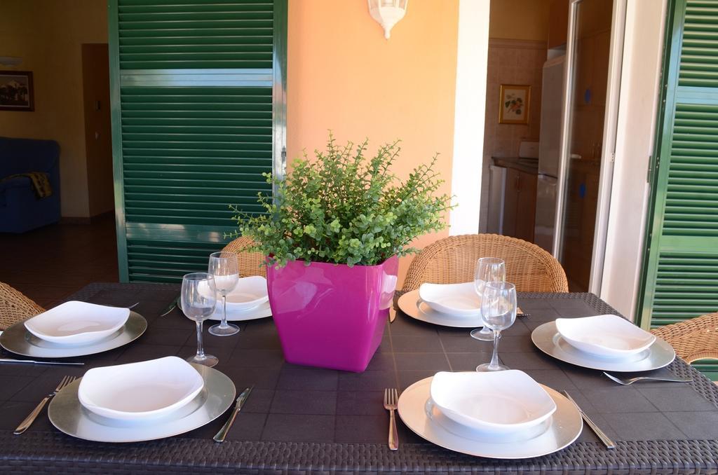 Villas Las Golondrinas Cala en Bosch Εξωτερικό φωτογραφία