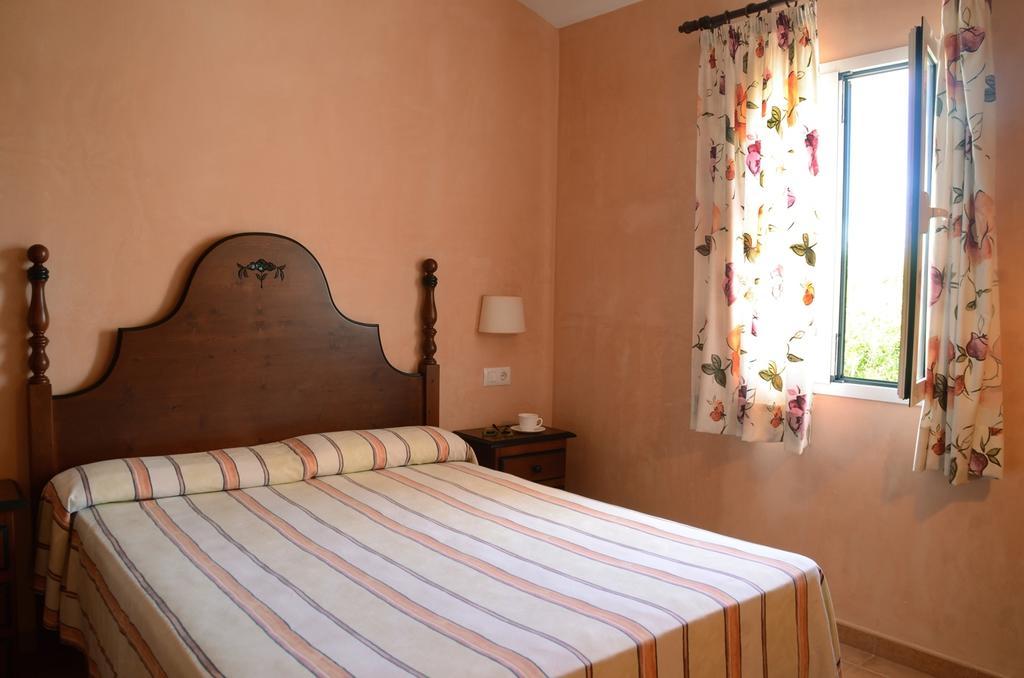 Villas Las Golondrinas Cala en Bosch Εξωτερικό φωτογραφία